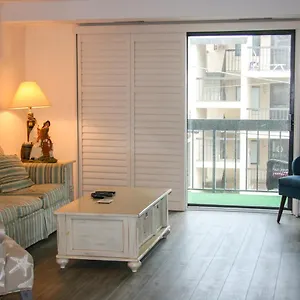 81 Hill 301 Apartment