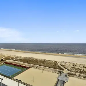 Golden Sands Vi Apartment