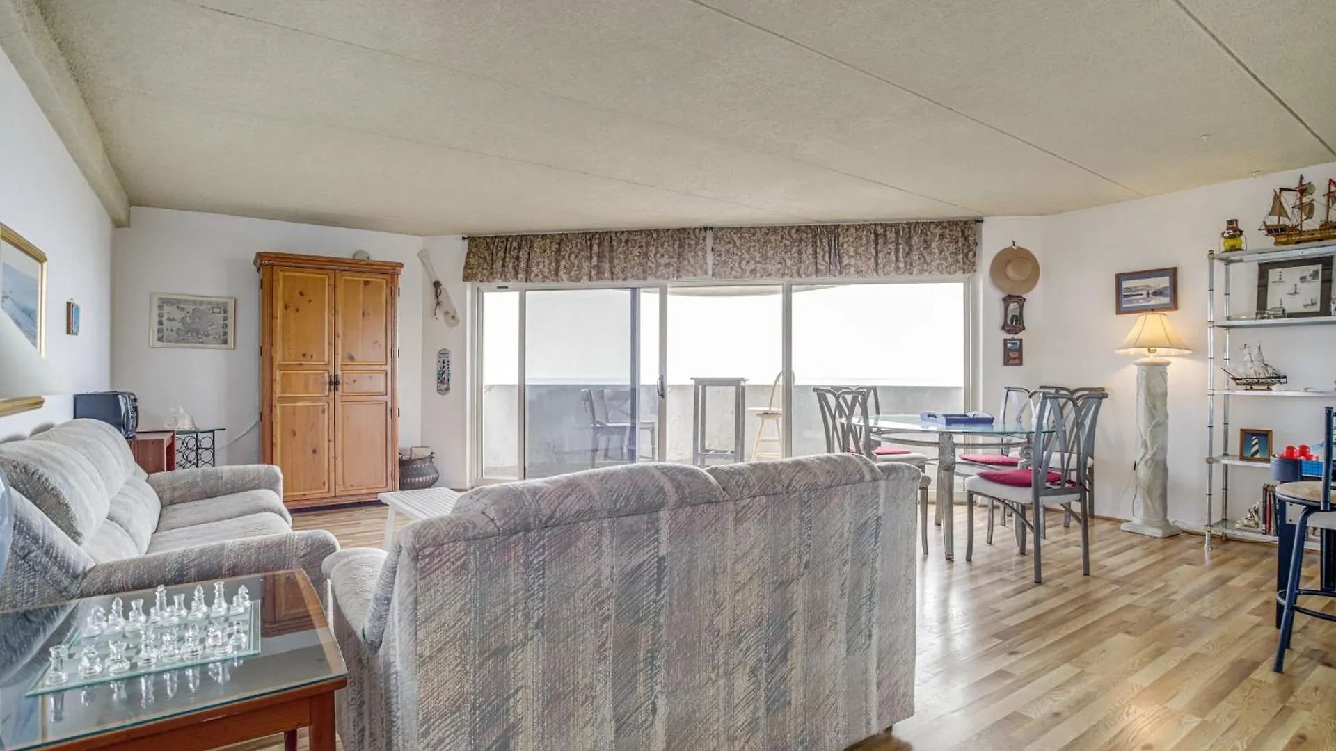 Apartment Ocean City Condo With Balcony And Direct Beach Access!