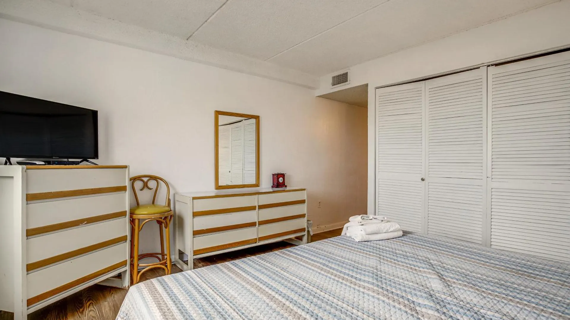 Apartment Ocean City Condo With Balcony And Direct Beach Access!